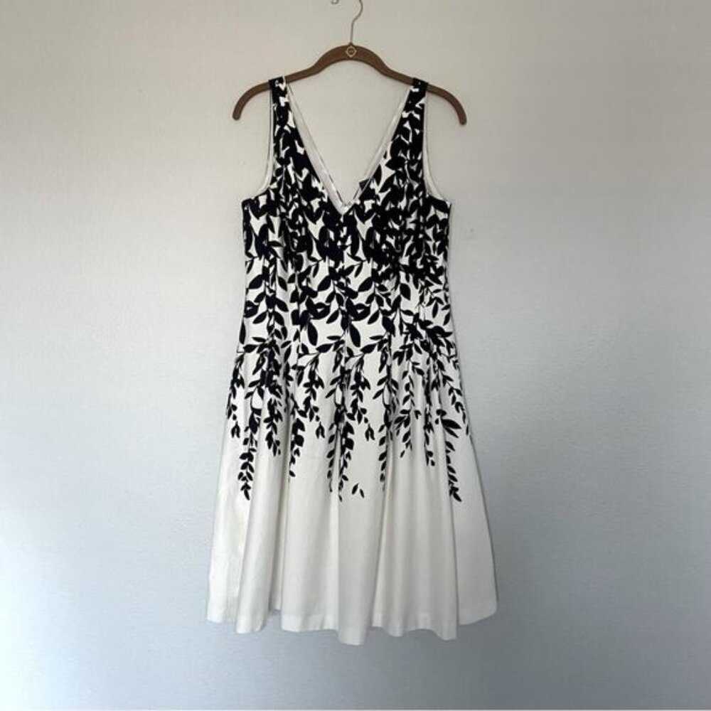 Lauren Ralph Luaren White & Black Cocktail Dress NWT